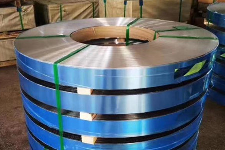 304不銹鋼帶和201不銹鋼帶的特性、應(yīng)用和優(yōu)缺點